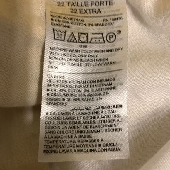 Old Navy size 22 mid rise mustard color shorts - Picture 6 of 8